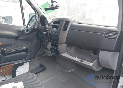 2012 Mercedes-Benz Sprinter 2500 High Roof из США, поврежденный, VIN WD3PE8CB7C5702426